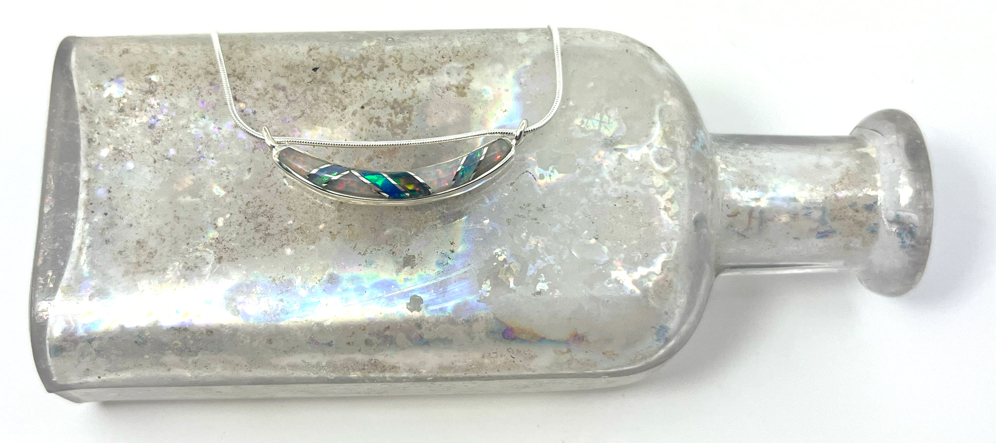 Linear Inlay Crescent Necklace - Wanderlust + Wildhearts