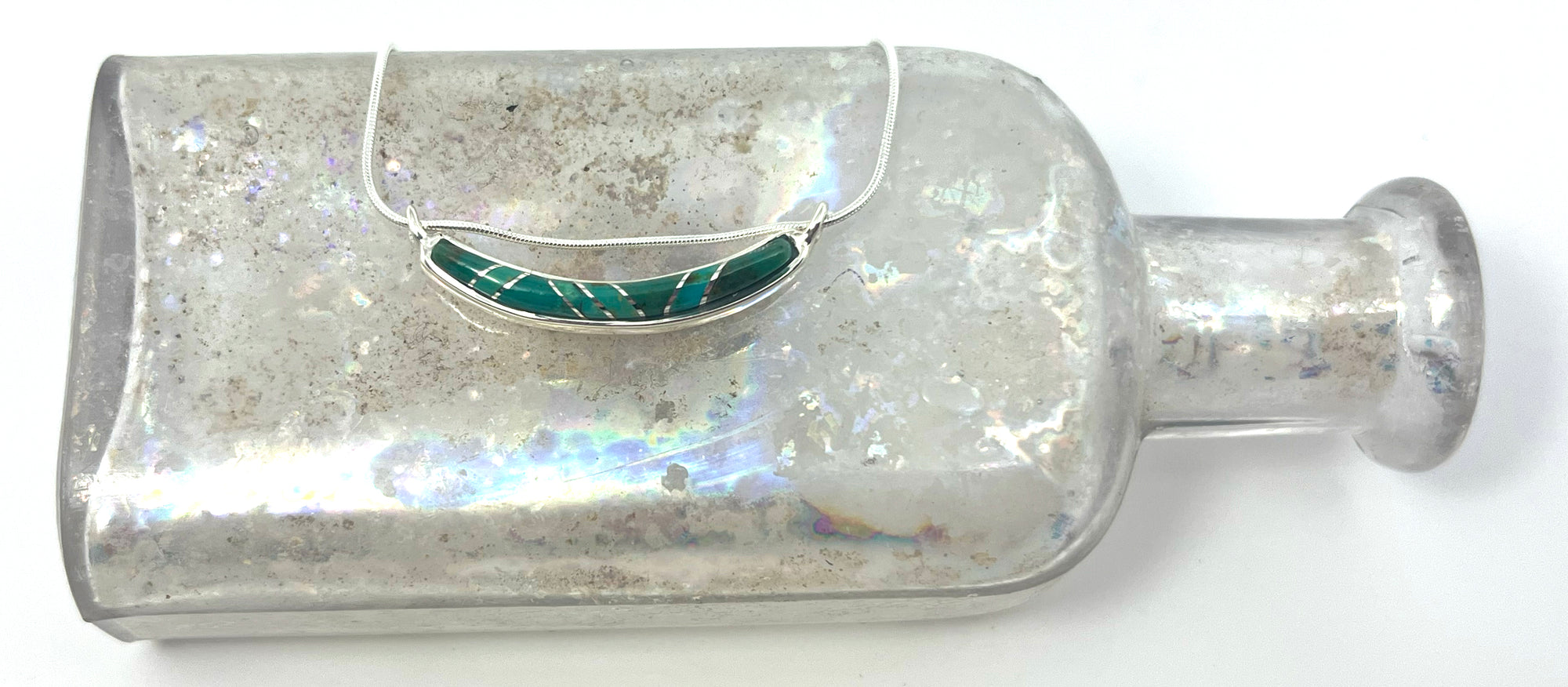 Linear Inlay Crescent Necklace - Wanderlust + Wildhearts