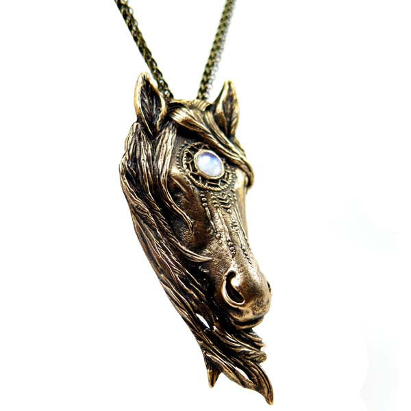 Oshoto Mustang Necklace - Wanderlust + Wildhearts
